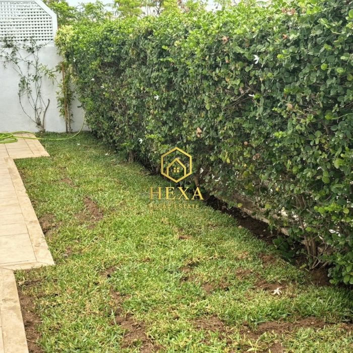 Triplex S+5 avec jardin